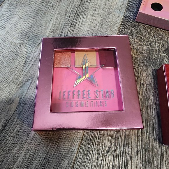 Jeffree Star Bundle // Lipstick eyeshadow display & lip scrub / Jeffree Star Lot - Picture 2 of 9
